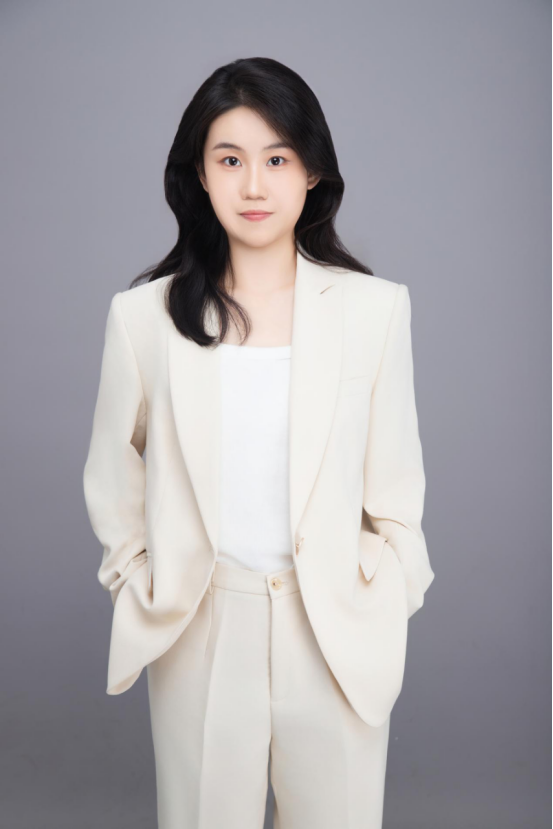 王嘉欣老师照片